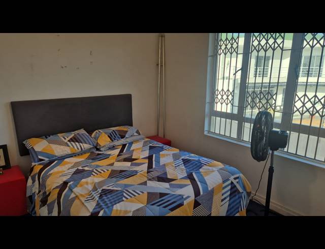 6 BEDROOM HOUSE FOR SALE IN SOMERSET PARK
